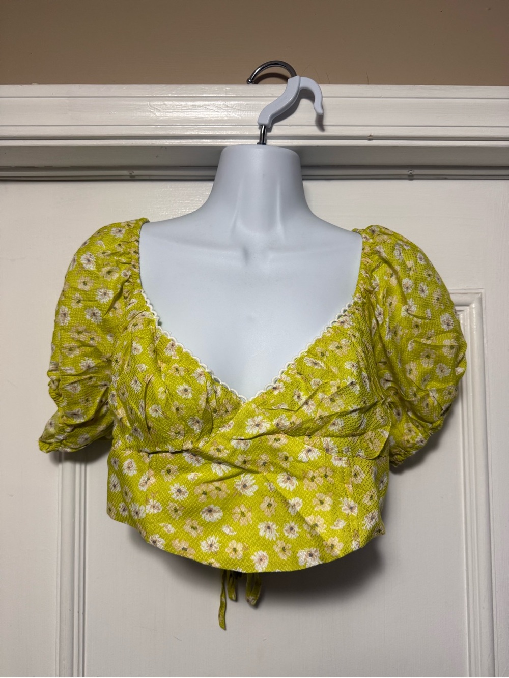 Floral Puff-Sleeve Crop Top in Lemon Yellow
